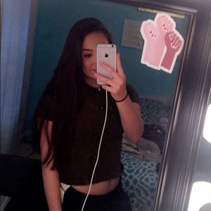 Meet your Posher, Izzy